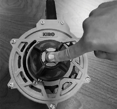 KIRO KA Skeletor 12 gauge magazine operation step 1 bw